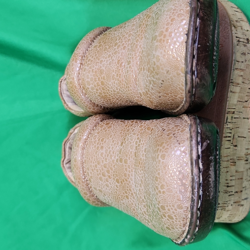 SOLD - Picture 6 of 10